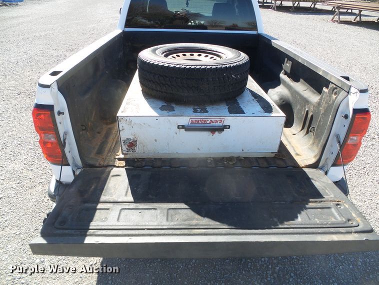 image for item DG0400 2015 Chevrolet Silverado 1500 Double Cab pickup truck