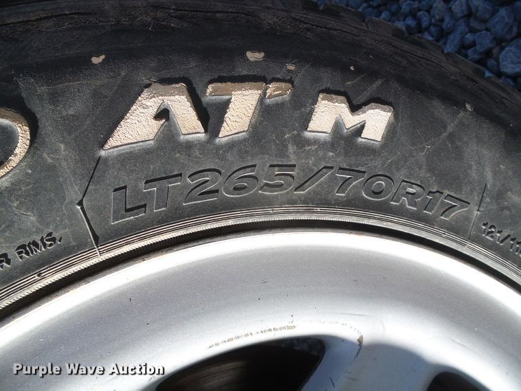 image for item DG0400 2015 Chevrolet Silverado 1500 Double Cab pickup truck