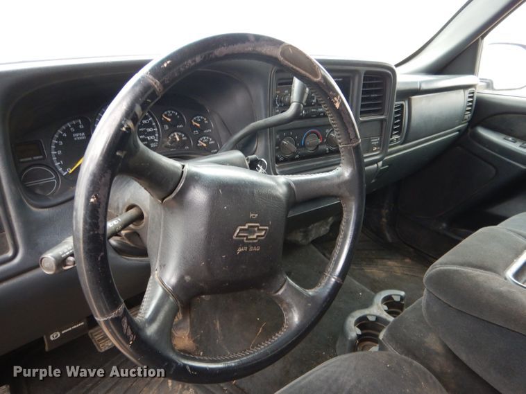 image for item DG5861 2001 Chevrolet Silverado 1500 Ext. Cab pickup truck