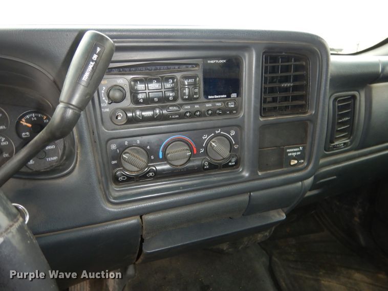 image for item DG5861 2001 Chevrolet Silverado 1500 Ext. Cab pickup truck