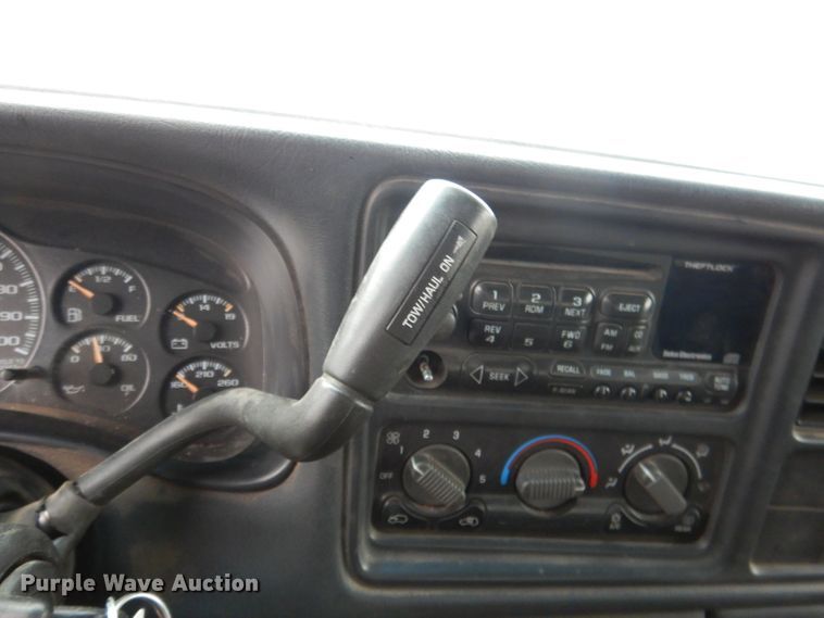 image for item DG5861 2001 Chevrolet Silverado 1500 Ext. Cab pickup truck