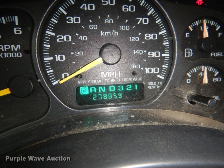 image for item DG5861 2001 Chevrolet Silverado 1500 Ext. Cab pickup truck