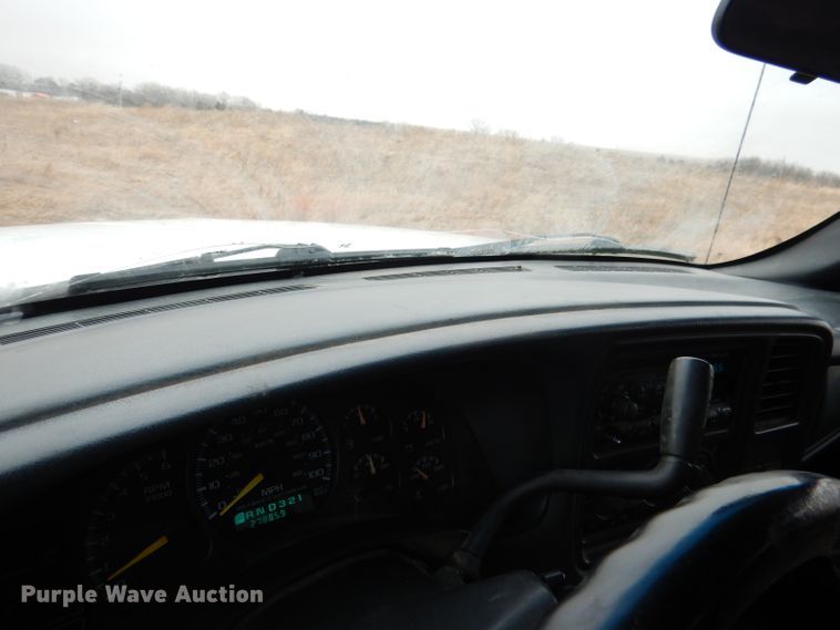 image for item DG5861 2001 Chevrolet Silverado 1500 Ext. Cab pickup truck