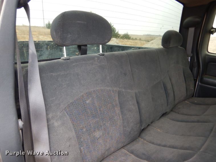 image for item DG5861 2001 Chevrolet Silverado 1500 Ext. Cab pickup truck