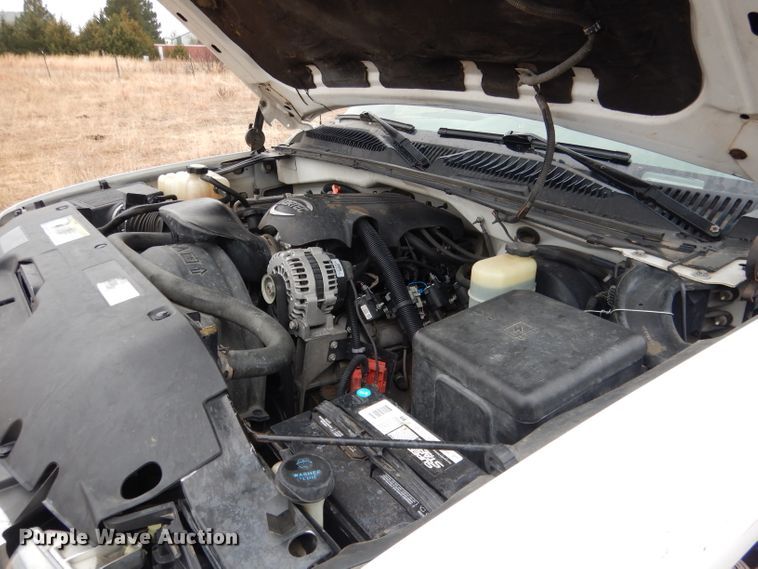 image for item DG5861 2001 Chevrolet Silverado 1500 Ext. Cab pickup truck