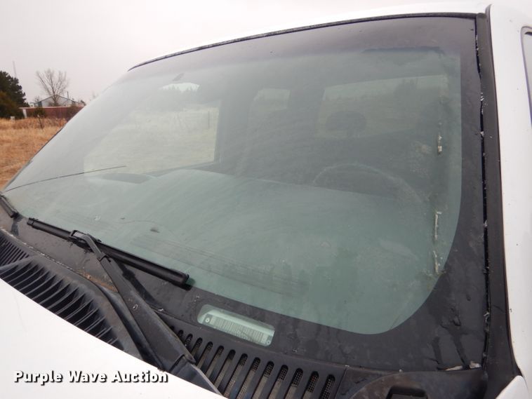 image for item DG5861 2001 Chevrolet Silverado 1500 Ext. Cab pickup truck