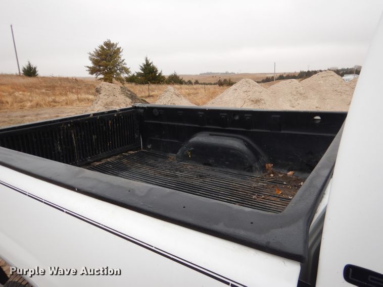 image for item DG5861 2001 Chevrolet Silverado 1500 Ext. Cab pickup truck