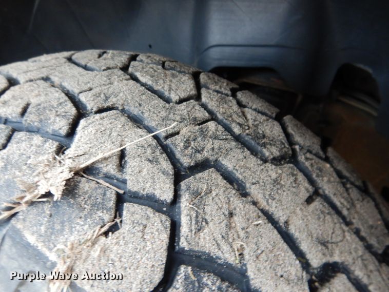 image for item DG5861 2001 Chevrolet Silverado 1500 Ext. Cab pickup truck