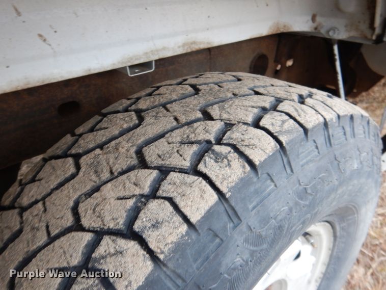 image for item DG5861 2001 Chevrolet Silverado 1500 Ext. Cab pickup truck