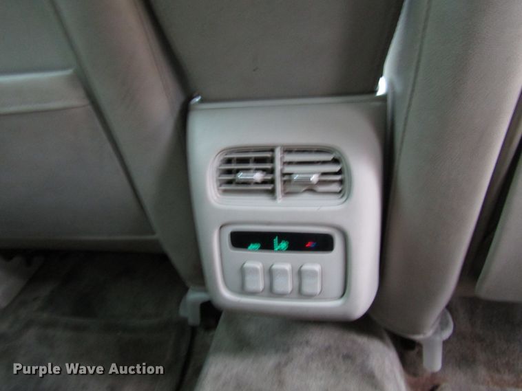 image for item DG6658 2002 Cadillac DeVille