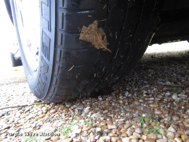 image for item DG6658 2002 Cadillac DeVille