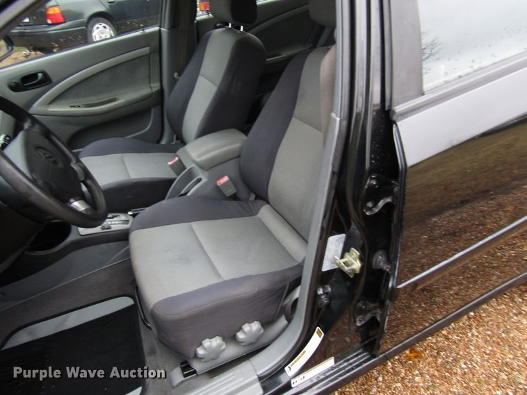 image for item DG6660 2006 Suzuki Reno