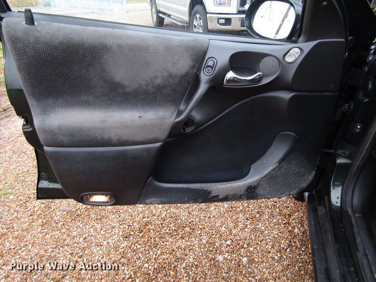 image for item DG6661 2000 Saturn LS