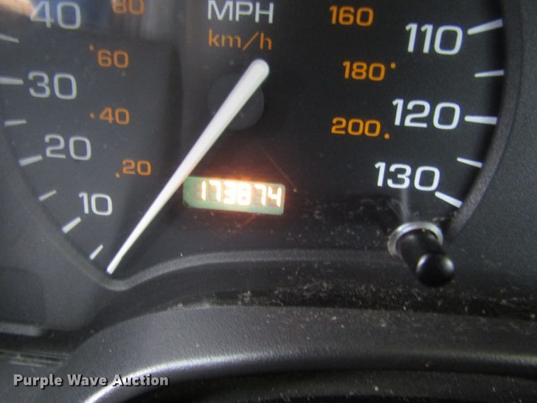 image for item DG6661 2000 Saturn LS