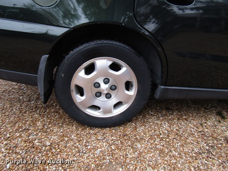 image for item DG6661 2000 Saturn LS