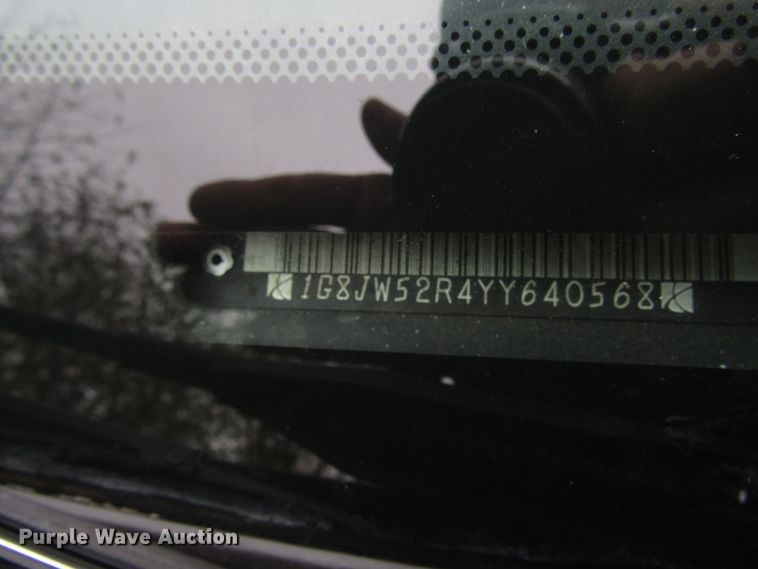 image for item DG6661 2000 Saturn LS