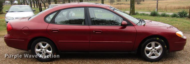 image for item DG6662 2002 Ford Taurus