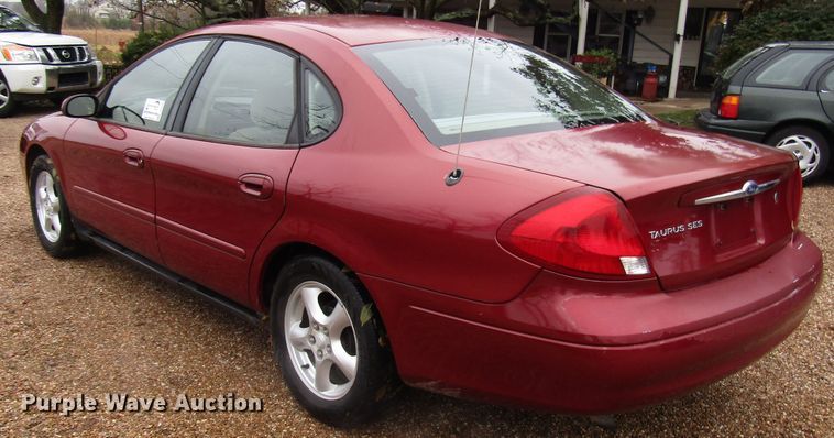 image for item DG6662 2002 Ford Taurus