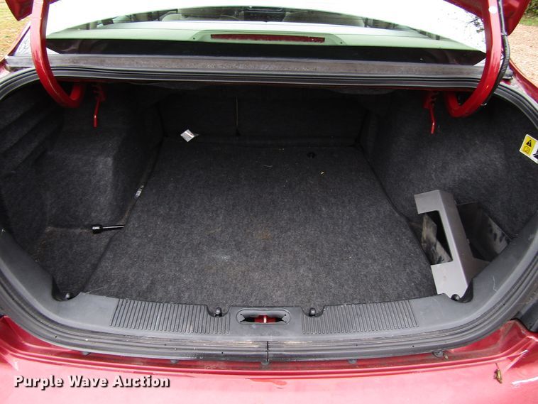 image for item DG6662 2002 Ford Taurus