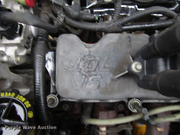 image for item DG6662 2002 Ford Taurus