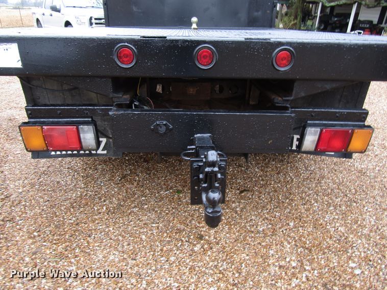 image for item DG6663 1994 Isuzu NPR flatbed truck