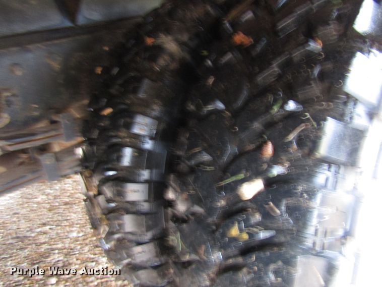 image for item DG6663 1994 Isuzu NPR flatbed truck