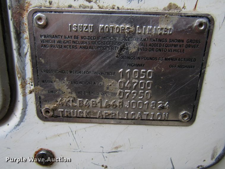 image for item DG6663 1994 Isuzu NPR flatbed truck