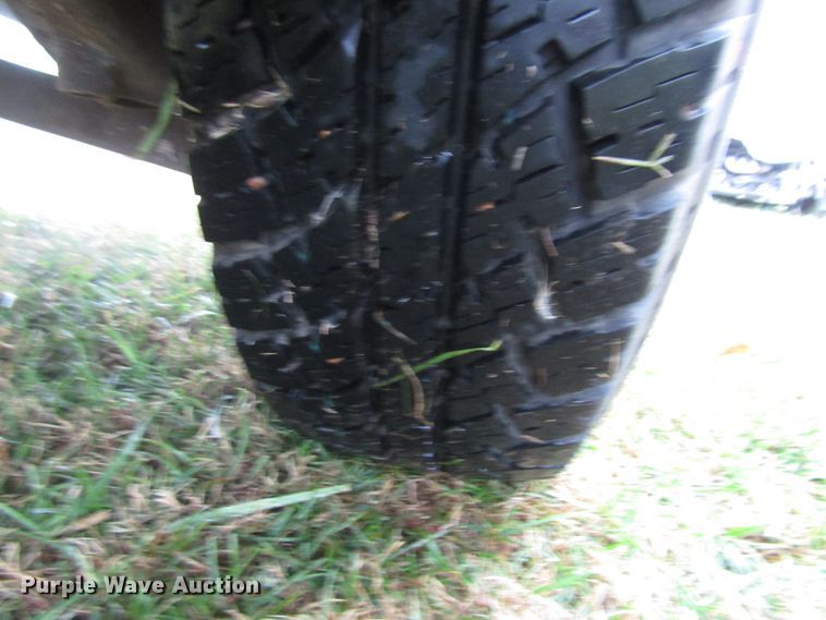 image for item DG6664 2001 Ford Escape SUV