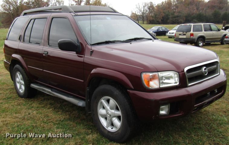 image for item DG6669 2002 Nissan Pathfinder SUV