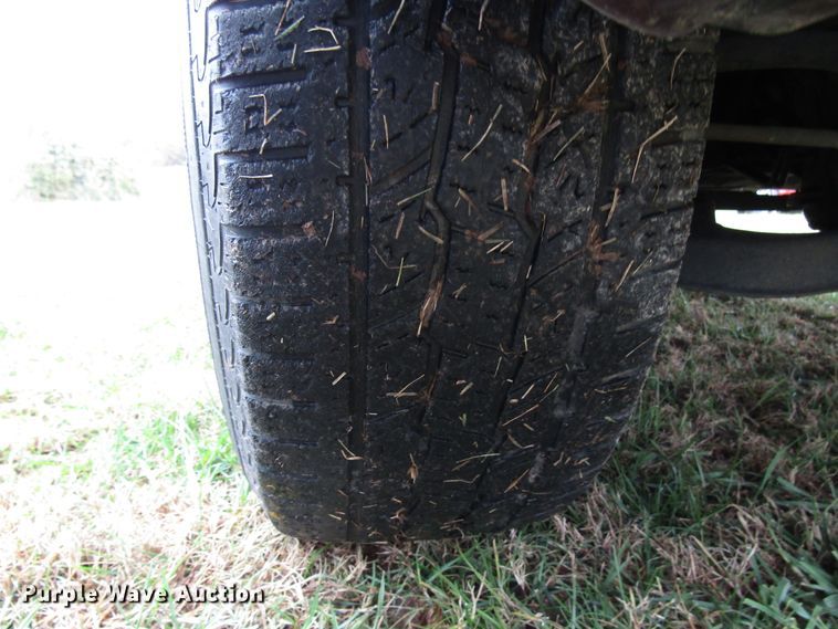 image for item DG6669 2002 Nissan Pathfinder SUV