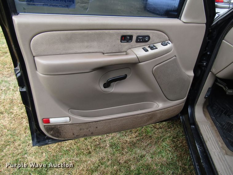 image for item DG6670 2001 GMC Sierra 1500 Ext. Cab pickup truck