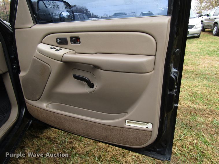 image for item DG6670 2001 GMC Sierra 1500 Ext. Cab pickup truck