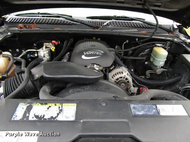 image for item DG6670 2001 GMC Sierra 1500 Ext. Cab pickup truck