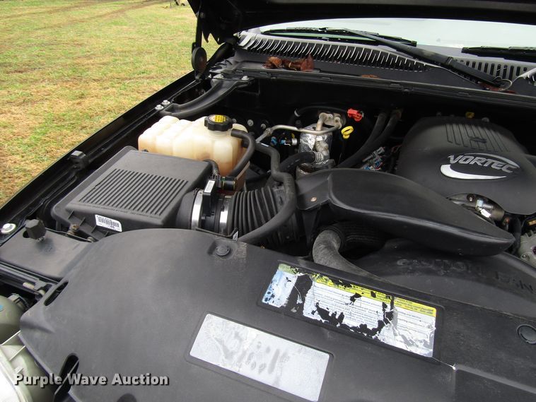 image for item DG6670 2001 GMC Sierra 1500 Ext. Cab pickup truck