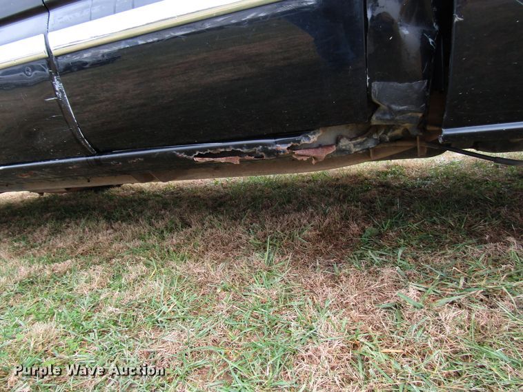 image for item DG6670 2001 GMC Sierra 1500 Ext. Cab pickup truck