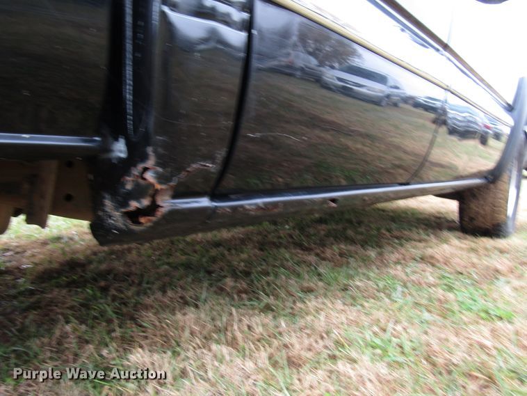 image for item DG6670 2001 GMC Sierra 1500 Ext. Cab pickup truck