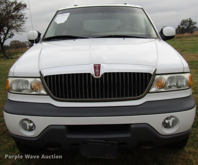 image for item DG6671 1998 Lincoln Navigator SUV