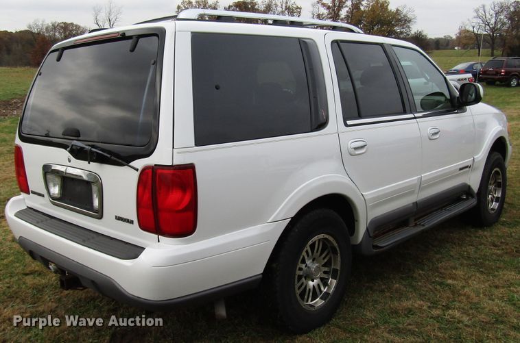 image for item DG6671 1998 Lincoln Navigator SUV