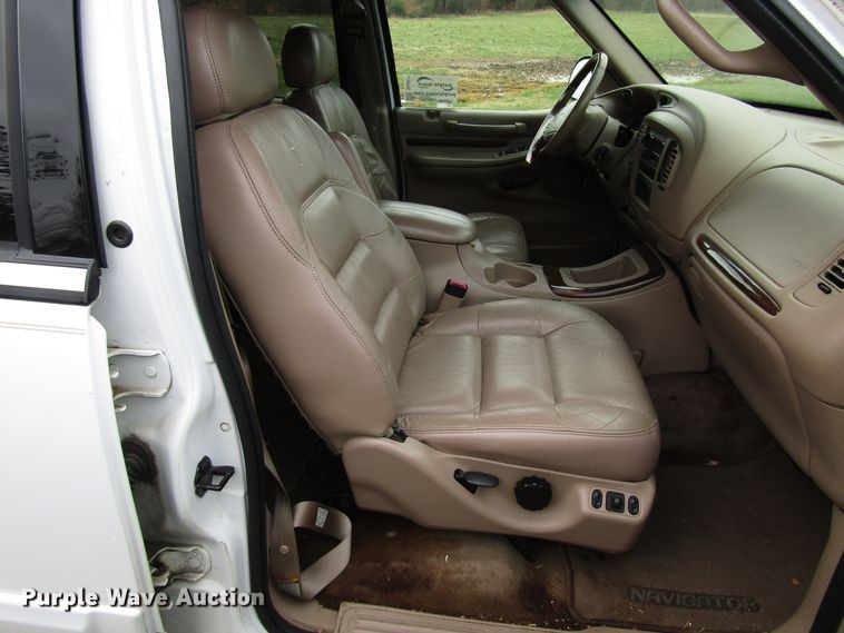 image for item DG6671 1998 Lincoln Navigator SUV