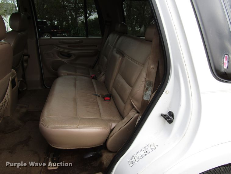 image for item DG6671 1998 Lincoln Navigator SUV