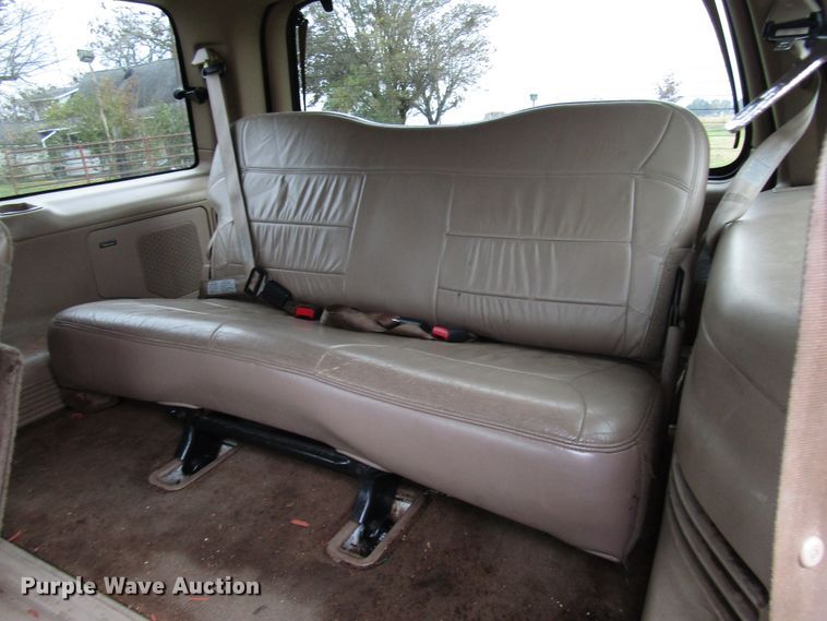 image for item DG6671 1998 Lincoln Navigator SUV