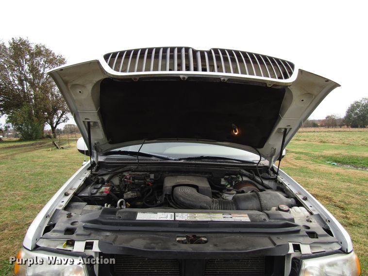 image for item DG6671 1998 Lincoln Navigator SUV