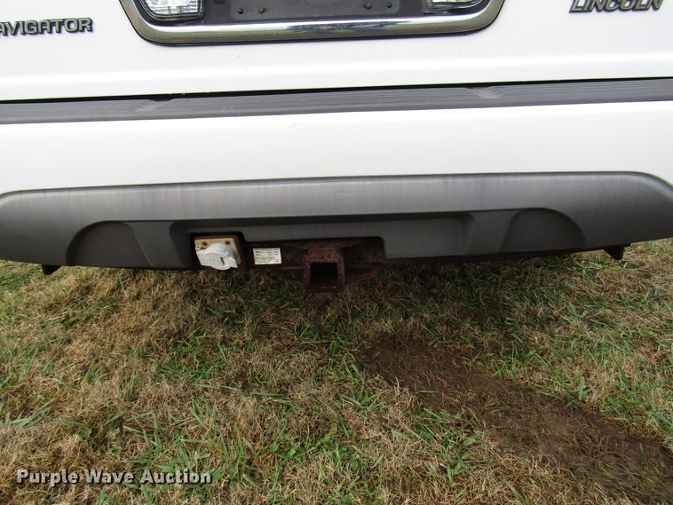 image for item DG6671 1998 Lincoln Navigator SUV