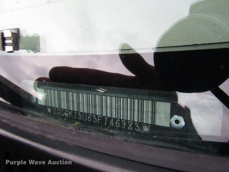 image for item DG6672 2003 Chevrolet Silverado 1500HD Crew Cab pickup truck