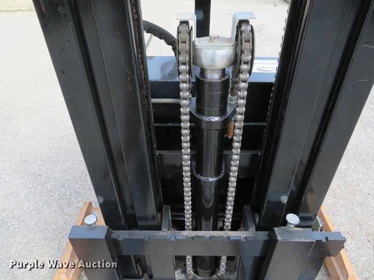 image for item DH1635 Big Joe PDS-25-157-TRI forklift