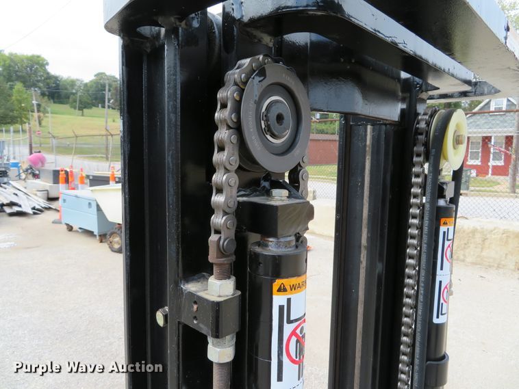 image for item DH1635 Big Joe PDS-25-157-TRI forklift