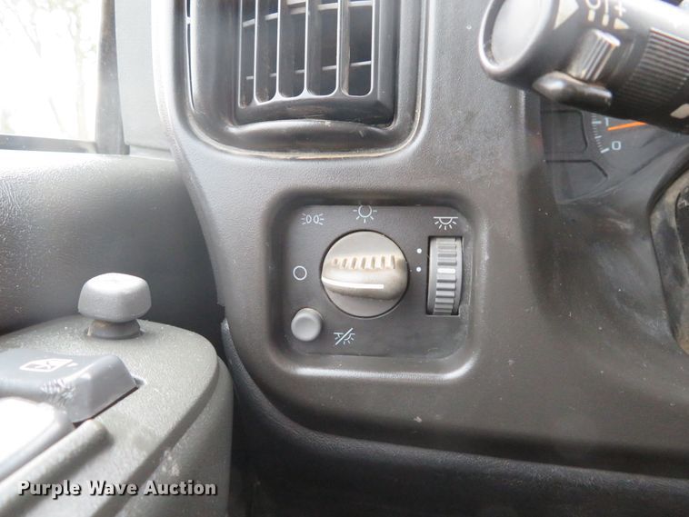 image for item DH1651 2006 Chevrolet C4500 flatbed truck