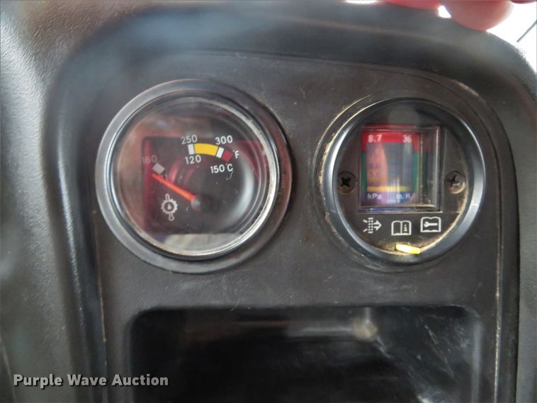 image for item DH1651 2006 Chevrolet C4500 flatbed truck