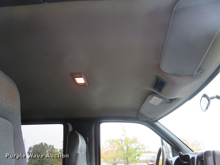 image for item DH1651 2006 Chevrolet C4500 flatbed truck