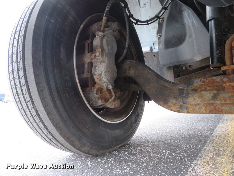 image for item DH1651 2006 Chevrolet C4500 flatbed truck